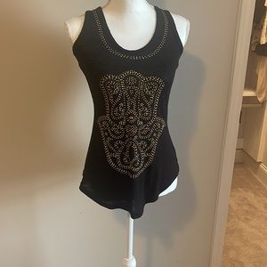 Rue 21 black and gold shirt